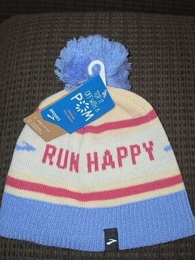 Brooks Kids Run Happy Pom Beanie - Cream, Pink & Blue